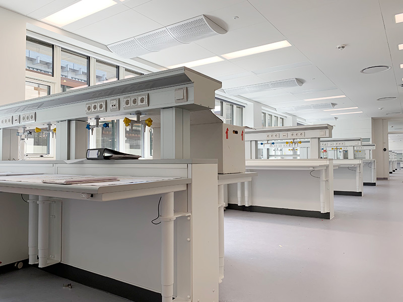 学生多功能实验台